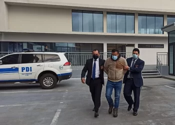 Detienen a un hombre por robo en Purranque: decomisaron un arma a fogueo y más de 700 municiones