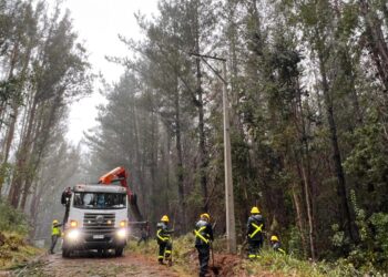 Refuerzan trabajos en San Juan de la Costa por temporal de viento y lluvia 