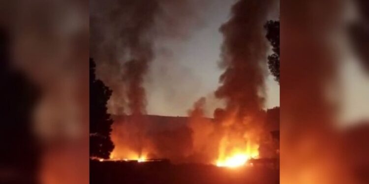 Ataque incendiario deja al menos 4 inmuebles quemados en Contulmo