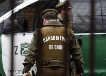Presidente Boric anuncia que más de 700 carabineros serán reubicados