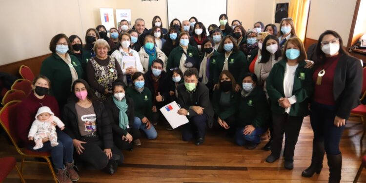 Ministro de Agricultura en visita a Osorno se reunió con organizaciones locales