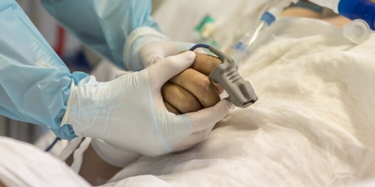 Osorno: Más de 2 mil personas han sido hospitalizadas con COVID19 desde inicio de la pandemia