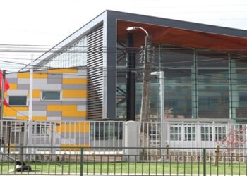 Osorno: Liceo Rahue debe suspender clases este martes por filtraciones tras lluvias