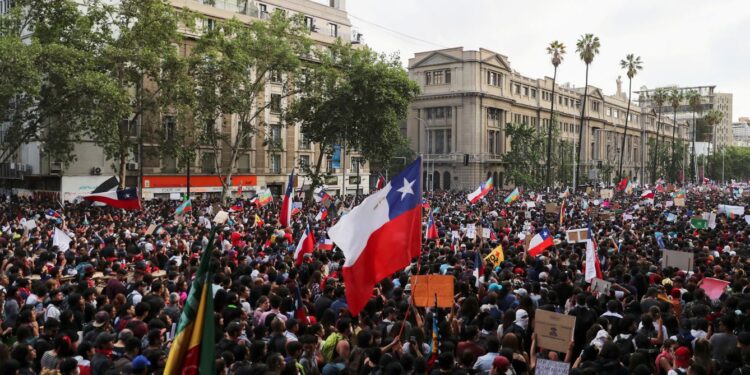 Ministerio del Interior está revisando 29 querellas por estallido social en la región