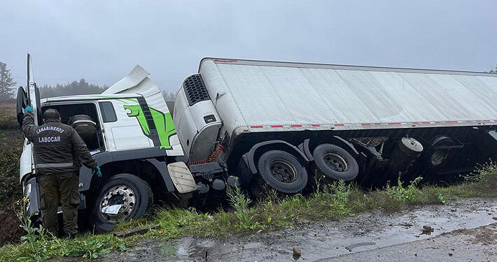 Ataque con fusiles de guerra a camionero en Ercilla: Está en riesgo vital