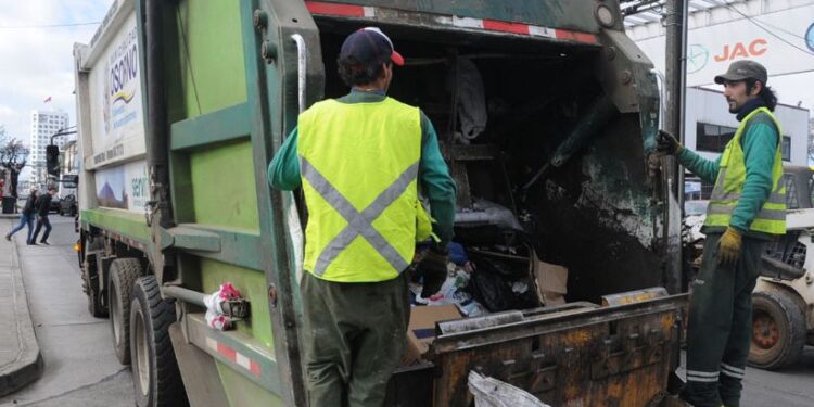 Servitrans suspende recolección de basura este domingo en Osorno por feriado irrenunciable