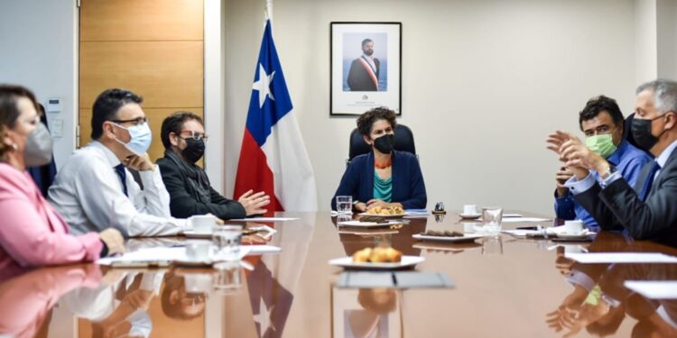 Comité interministerial define acciones en el corto plazo ante crisis hídrica del país