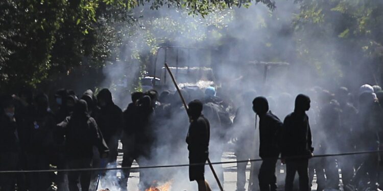 Gobernadores de todo Chile piden recuperar la paz social «que hoy vemos extraviada»