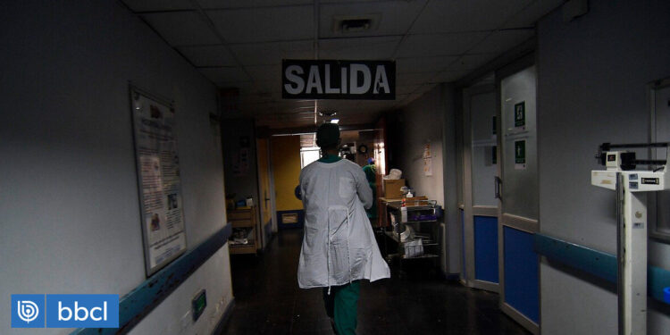 Minsal pide renuncia a 10 directores de Servicios de Salud: 2 son de la región de Los Lagos 