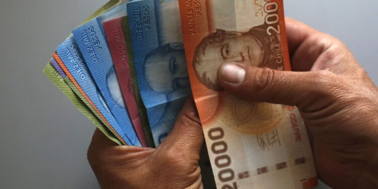 Nuevo proyecto propone retirar $1 millón de las AFP