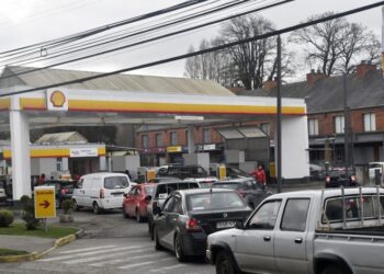 Autoridades de Los Lagos afirman que no hay desabastecimiento de combustible en la región