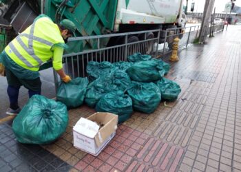 Trabajadores de Servitrans Osorno piden revisar basura tras accidentes con insumos peligrosos 