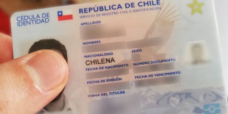 Gobierno extiende vigencia de cédulas de identidad vencidas entre marzo y julio de 2022 por un año