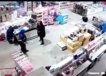 Osorno: Con armas de fuego delincuentes roban en local comercial del sector Rahue Bajo