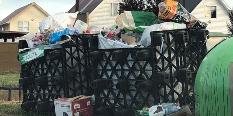 Reordenan “puntos verdes” en Osorno por mal uso de la comunidad