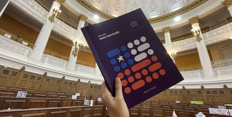 Cadem: Aumenta el apoyo a la opción Apruebo tras seis semanas a la baja