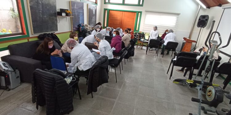 Osorno: Operativo de podología se realizó a usuarios de la casa de la discapacidad 