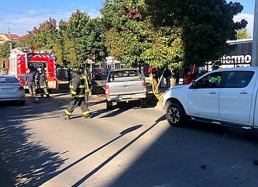 Una lesionada deja colisión vehicular en sector céntrico de Osorno