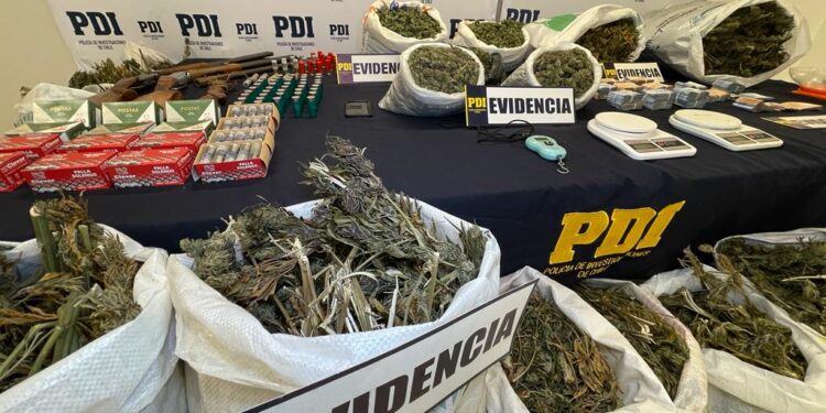 50 kilos de droga incautadas y 4 detenidos deja operativo en San Juan de la Costa