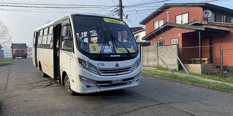 Este sábado retornaron microbuses al sector Ovejería de Osorno