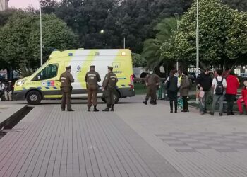 Estudiante de 14 años fue agredida por otra alumna en la plaza de Armas de Osorno