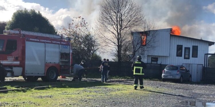 Incendio afectó una vivienda este domingo en Osorno