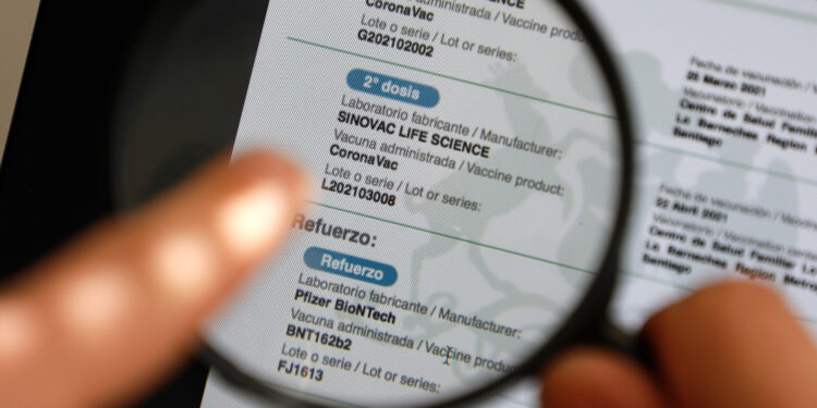 Cámara de Comercio de Santiago pidió extender plazo de vigencia del pase de movilidad