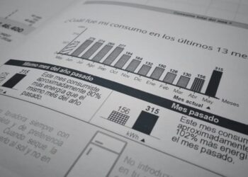 Ministro de Energía descartó alzas bruscas en los precios de la electricidad