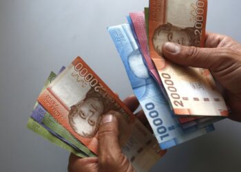 Salario mínimo ingresa este lunes a la Cámara