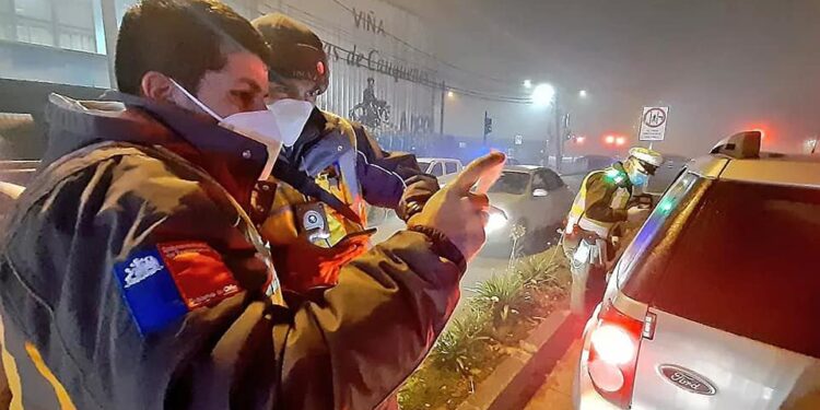 11 detenidos y decomiso de bebidas alcohólicas dejó operativo policial en Osorno