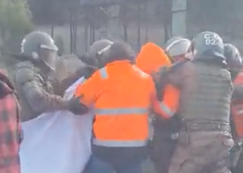 18 trabajadores de Codelco fueron detenidos por obstaculizar paso de buses a mina El Teniente