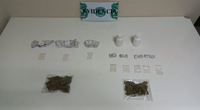 Fiscalización en ruta U-55 dejó a dos detenidos por mantener droga en vehículo