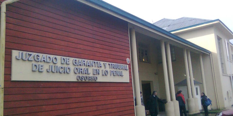 Osorno: Adulto mayor es condenado a 12 años de cárcel por violación y abuso sexual a su nieta
