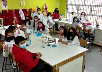 Escuela Monseñor Francisco Valdés de Osorno integrará programa de investigación e innovación escolar 2022