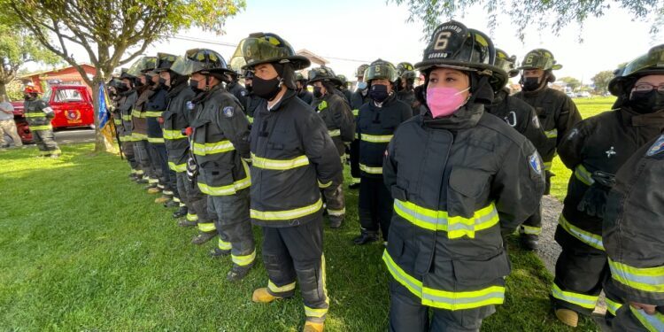 Osorno: Más de 45 personas se capacitan para integrar Brigada de Bomberos en Francke  