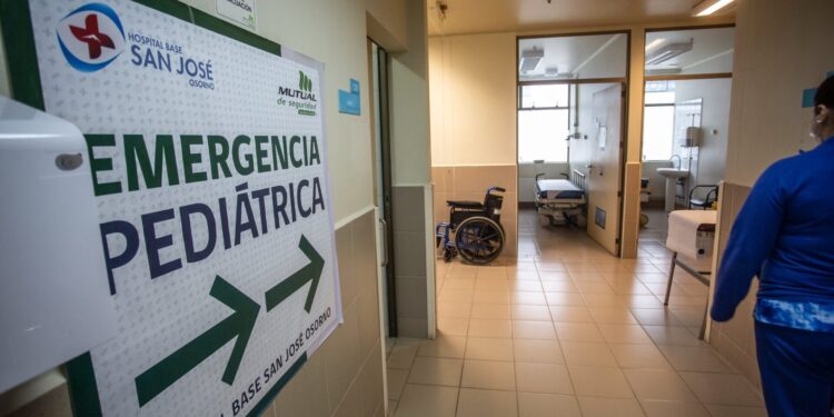 Anuncian mejoras en unidad pediátrica del hospital de Osorno ante aumento de consultas