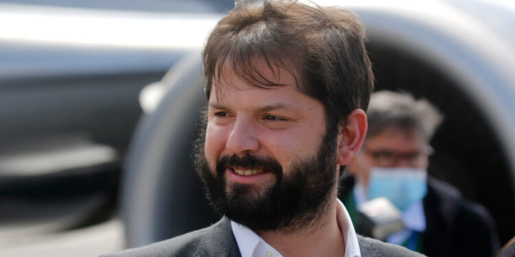 Presidente Gabriel Boric inicia gira presidencial en la región de Arica y Parinacota