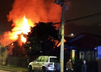 Incendio en La Unión dejó a un adulto mayor y su hija damnificados 