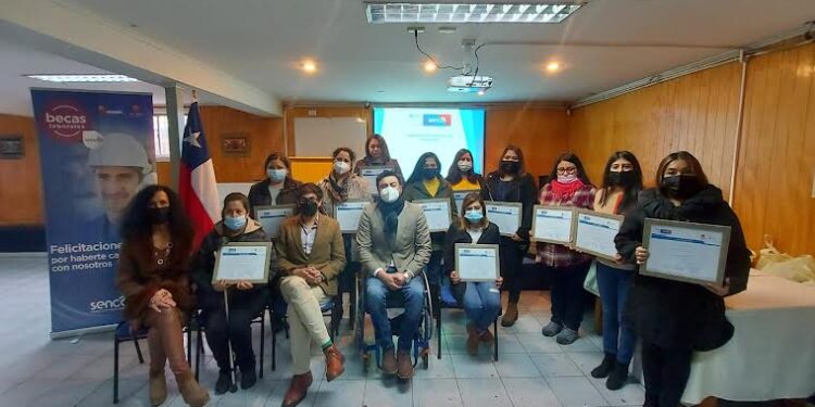 En Osorno, lanzan curso para formalizar emprendimientos con 240 cupos en la región