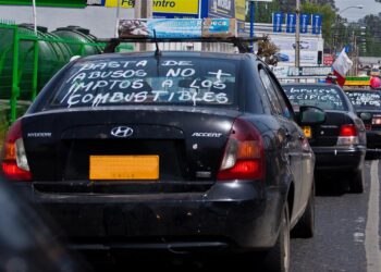 Colectiveros de Osorno iniciarán paro desde este miércoles por alza en combustible