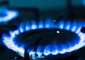 Río Bueno puso en marcha proyecto de gas solidario que beneficia con descuentos  