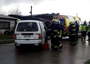 Colisión vehicular dejó un lesionado en Osorno: uno de los móviles se dio a la fuga