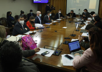 Comisión de Constitución aprueba en general proyecto de inexpropiabilidad de fondos de pensiones