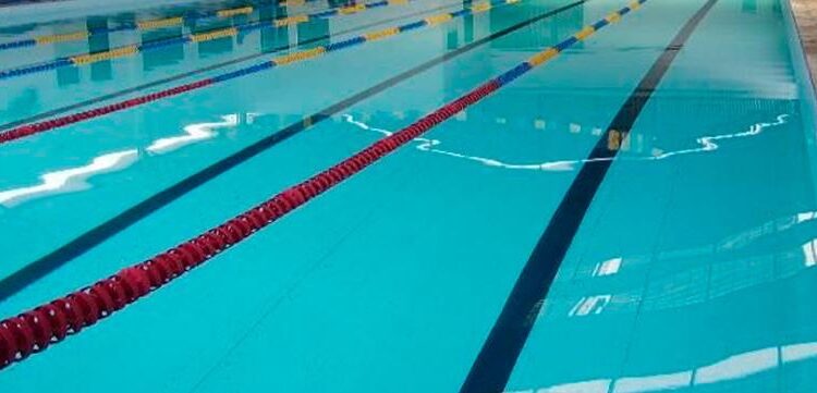 Ministra del Deporte comprometió evaluar proyecto de piscina temperada semi olímpica para Osorno