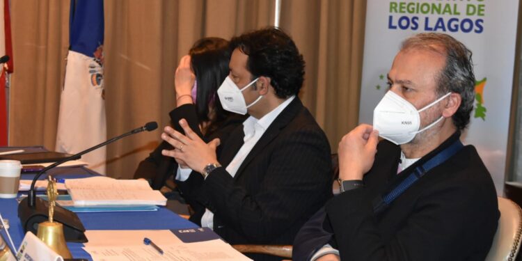 En Osorno firmaron convenios de 216 proyectos del concurso 7% FNDR