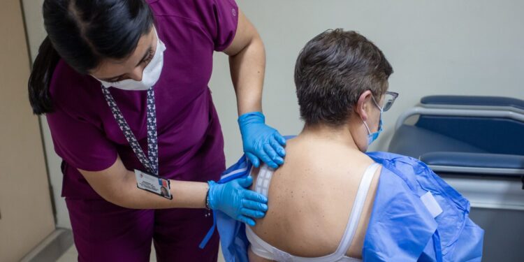 Hospital de Osorno facilitará test de parche para detectar causas de dermatitis