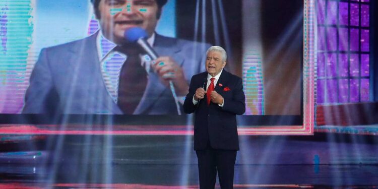 Don Francisco deja oficialmente la Teletón: «Ha llegado el momento»