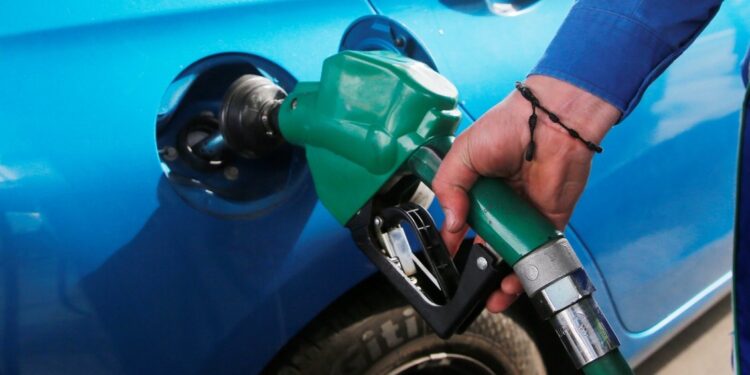 Marcel anticipa que los precios de las gasolinas podrían bajar en octubre