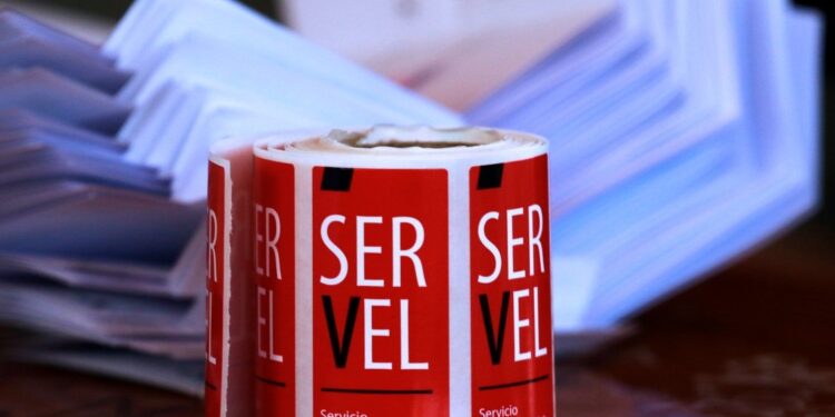 Servel publicó nómina de vocales de mesa para el plebiscito de salida