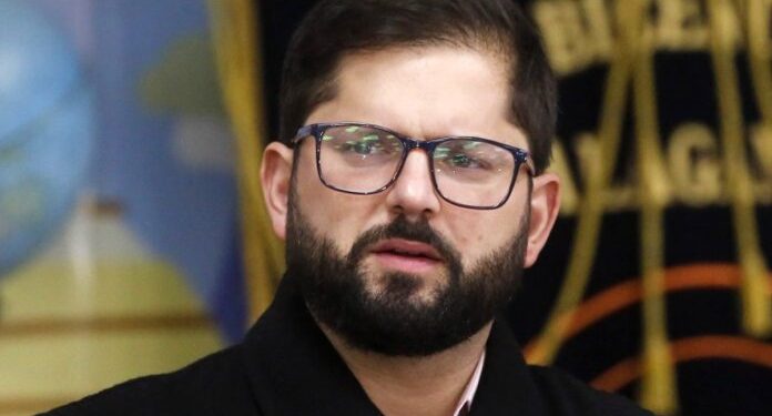 Boric se abre a condicionar exportación de materias primas a países desarrollados